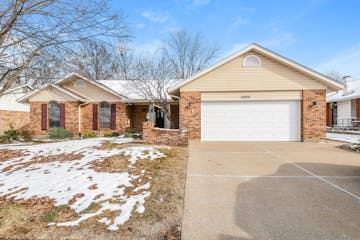14826 Verdun Estates Dr FLORISSANT, MO 63034